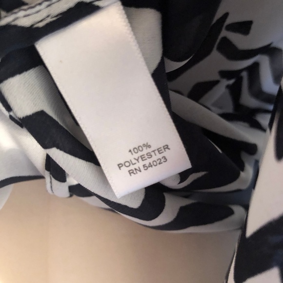 Banana Republic Peasant Top - Picture 4 of 6